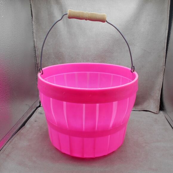 Vintage Easter Blow Mold Pink Bucket w/Wood Handle Spring Candy Basket - Picture 2 of 10
